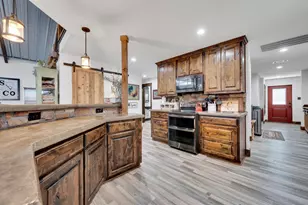 9834 County Rd 305, Grandview, TX 76050 - Photo 8