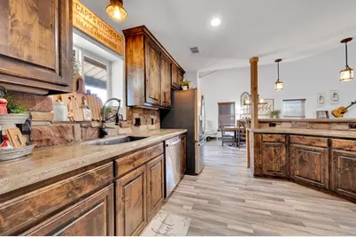 9834 County Road 305, Grandview, TX 76050 - Photo 6