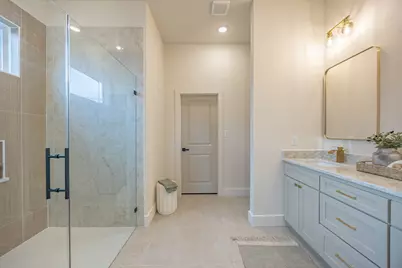 3325 Avenue G, Fort Worth, TX 76105 - Photo 12