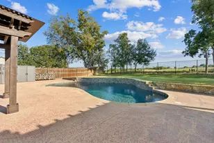 1106 Reata Dr, Weatherford, TX 76087 - Photo 2