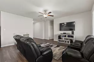 4949 Parrington Dr, Princeton, TX 75407 - Photo 4