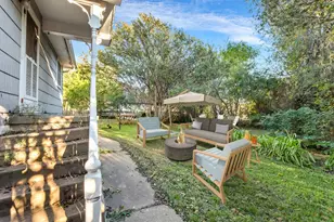 808 S Austin St, Sherman, TX 75090 - Photo 2