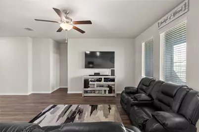 4949 Parrington Drive, Princeton, TX 75407 - Photo 4