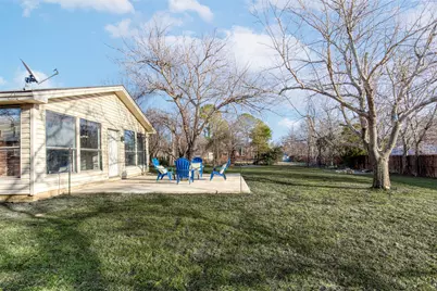 521 Val Oaks Court, Hurst, TX 76053 - Photo 30