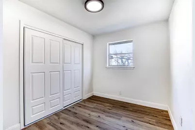 521 Val Oaks Court, Hurst, TX 76053 - Photo 20