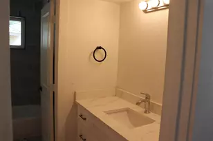 2406 Magna Vista Dr, Dallas, TX 75216 - Photo 8