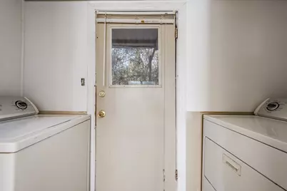 211 E Sherman Drive, Denton, TX 76209 - Photo 22