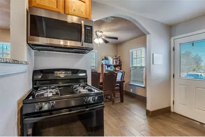 4049 Pampas Street, Dallas, TX 75211 - Photo 6