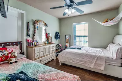 4049 Pampas Street, Dallas, TX 75211 - Photo 8