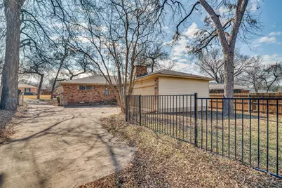 2380 Fenestra Drive, Dallas, TX 75228 - Photo 26