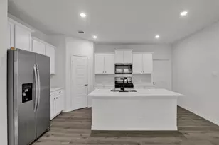 9713 Cherrywood Wy, Aubrey, TX 76227 - Photo 12