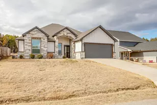 2708 San Gabriel, Granbury, TX 76048 - Photo 4