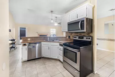 5808 Caprock Drive, Arlington, TX 76018 - Photo 16