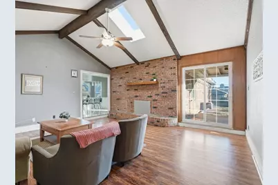 1401 Country Manor Road, Fort Worth, TX 76134 - Photo 8