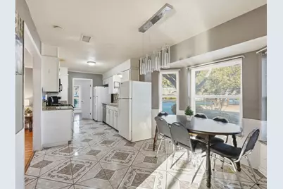 1401 Country Manor Road, Fort Worth, TX 76134 - Photo 10