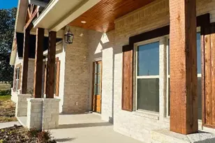 215 Salt Crk Ct, Weatherford, TX 76087 - Photo 2