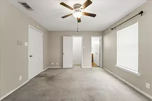 805 Mulkey Ln, Denton, TX 76209 - Photo 10