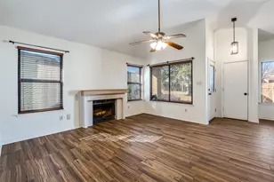 661 Prairie Dell St, Lewisville, TX 75067 - Photo 2