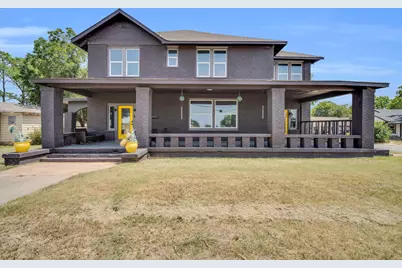 805 E Wise Street, Bowie, TX 76230 - Photo 28