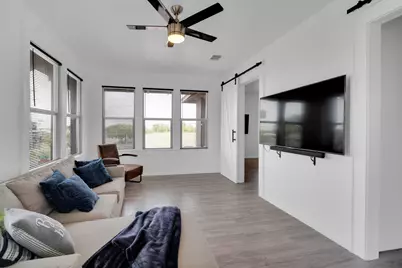 805 E Wise Street, Bowie, TX 76230 - Photo 20