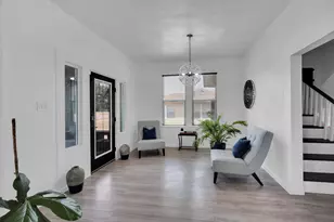 805 E Wise St, Bowie, TX 76230 - Photo 4