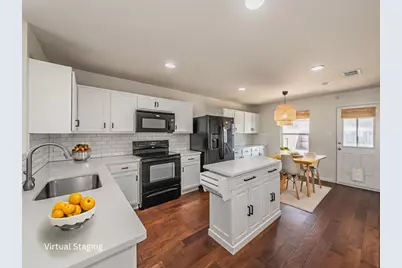 6601 Longleaf Lane, Denton, TX 76210 - Photo 2