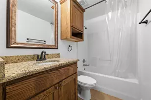 4925 Fitzhugh Ave, Fort Worth, TX 76105 - Photo 20