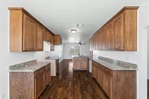 4925 Fitzhugh Ave, Fort Worth, TX 76105 - Photo 16