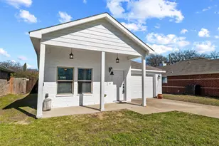 4925 Fitzhugh Ave, Fort Worth, TX 76105 - Photo 2