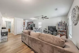 3809 Spence St, Dallas, TX 75215 - Photo 2