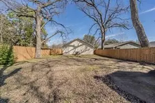 3809 Spence St, Dallas, TX 75215 - Photo 14