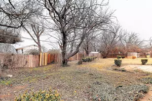 1816 Ellington Dr, Fort Worth, TX 76112 - Photo 40