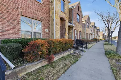 736 S Greenville Avenue, Richardson, TX 75081 - Photo 2