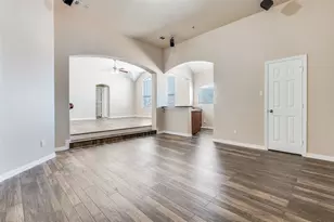 2260 Bald Eagle Way, Grand Prairie, TX 75052 - Photo 10