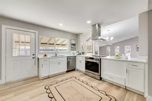 3422 Knoll Point Dr, Garland, TX 75043 - Photo 8