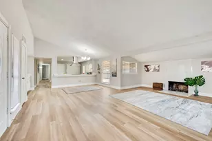 3422 Knoll Point Dr, Garland, TX 75043 - Photo 4