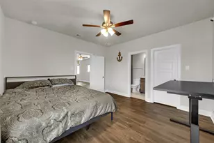 8858 Mandalay St, North Richland Hills, TX 76180 - Photo 32