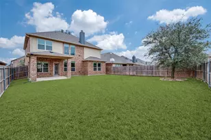 300 Whitman Dr, McKinney, TX 75072 - Photo 32