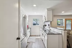 2312 Valleywood Dr, Carrollton, TX 75006 - Photo 10