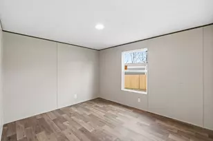 618 E 6th St, Blum, TX 76627 - Photo 16