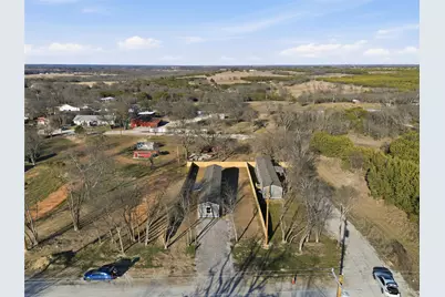 618 E 6th Street #B, Blum, TX 76627 - Photo 24