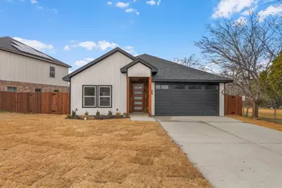 415 Hensley Drive, Grand Prairie, TX 75050 - Photo 1