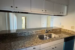 13424 Blossomheath Ln, Dallas, TX 75240 - Photo 26