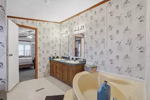 833 County Rd 426, Cleburne, TX 76031 - Photo 20