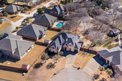 704 Elm Creek Circle, Mansfield, TX 76063 - Photo 40