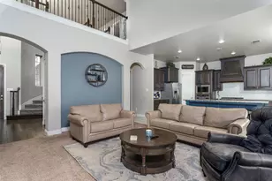 704 Elm Creek Cir, Mansfield, TX 76063 - Photo 12