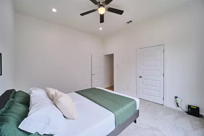 1350 Strickland Street, Dallas, TX 75216 - Photo 18