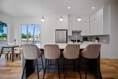 1350 Strickland Street, Dallas, TX 75216 - Photo 10