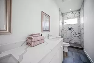 1350 Strickland St, Dallas, TX 75216 - Photo 16