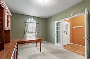 1029 Hidden Lake Dr, Burleson, TX 76028 - Photo 4